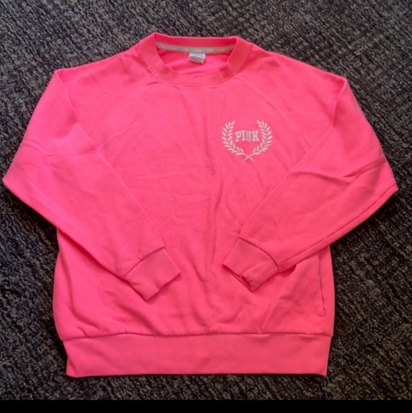 PINK Victoria's Secret Sweaters - A oversized pink sweater